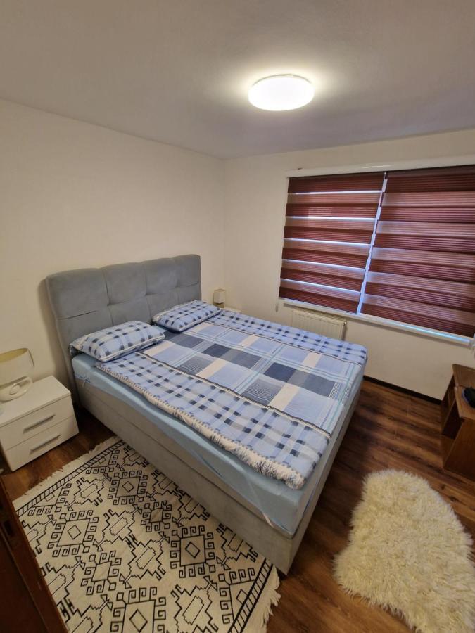 Stan Na Izdavanje, Trebevicka 45 *